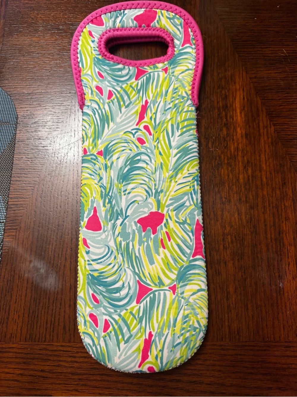 Lilly Pulitzer Bright Pink Neoprene Tote wine holder